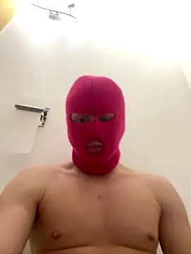 grossebite12335 online show from 12/21/25, 12:29