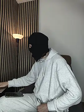 findomhot online show from 12/19/25, 06:48