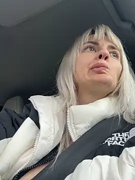 blondegirlx online show from 12/03/25, 10:57