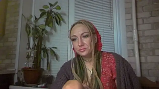 Snapshot of LilaniLoverx chatting on 11/06/25, 11:59 LilaniLoverx online show from 11/06/25, 11:59