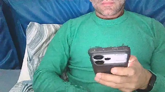 Evasionee online show from 10/27/25, 08:57