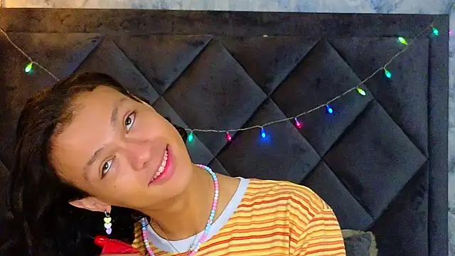 Indi rave online show from 11/26/25, 01:01