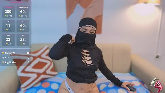 Lailaa lush online show from 11/22/25, 07:18