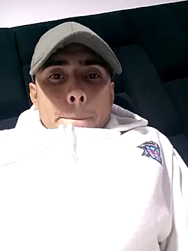 robinhd1234 online show from 12/20/25, 12:07