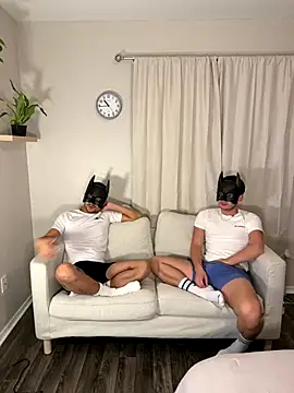 dylan-jacob12 online show from 12/18/25, 03:45