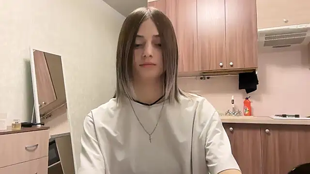 AidaGloshen online show from 11/01/25, 04:09