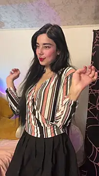 wetbyAlice online show from 12/14/25, 12:05