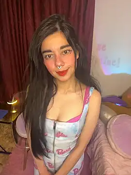 Snapshot of wetbyAlice chatting on 04/08/26, 11:37 wetbyAlice online show from 04/08/26, 11:37