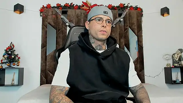 MATEO DILUCA online show from 12/16/25, 07:41