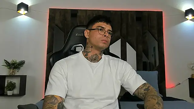 MATEO DILUCA online show from 01/13/26, 09:09