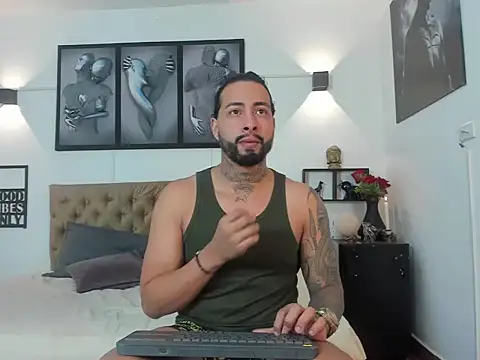 christopher palmerjs online show from 11/28/25, 08:55