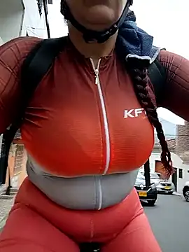 LAPOTRA 04 online show from 04/06/26, 02:40