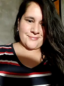 Clara Arg online show from 01/10/26, 01:51