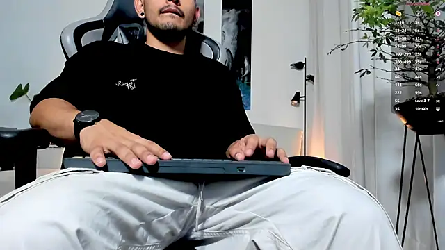 IamKael  online show from 02/12/26, 02:28