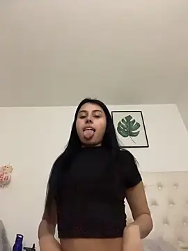 BIJOU SECRET online show from 12/23/25, 04:43