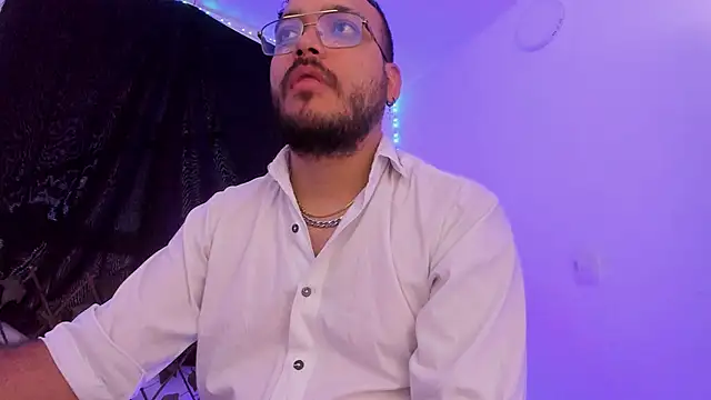 MarkWolfe1 online show from 10/28/25, 09:50