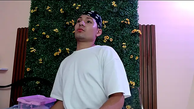 Snapshot of angel666smit chatting on 11/01/25, 06:21 angel666smit online show from 11/01/25, 06:21