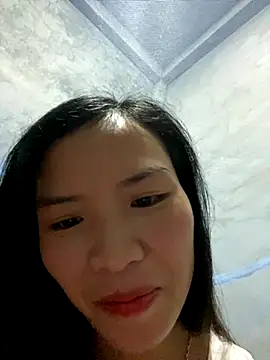 Yunzang online show from 10/31/25, 10:44