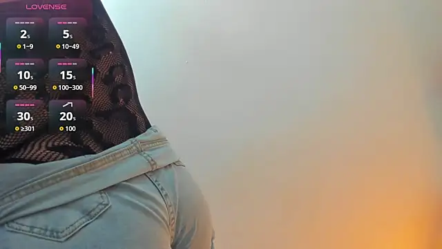 anastasia cortez  online show from 12/16/25, 03:00