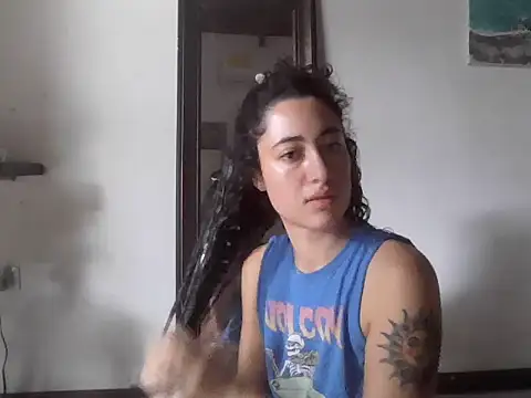 eleganceafterdark online show from 10/29/25, 03:03