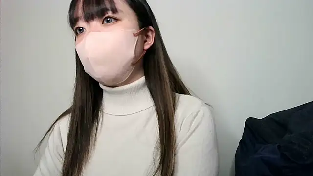 yua chan00 online show from 11/11/25, 12:49