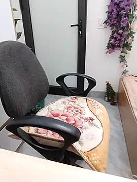 Tammy meri online show from 11/28/25, 10:07