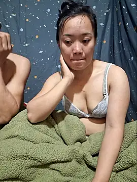 Phoena-a online show from 12/20/25, 03:24