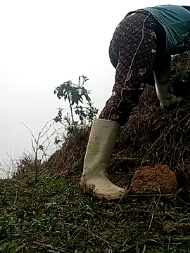 Phoena-a online show from 04/18/26, 01:09