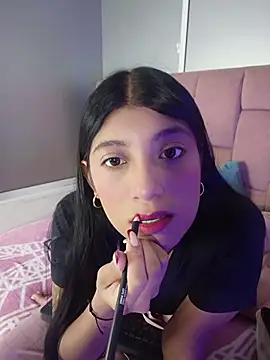 Snapshot of YeseniaRodriguez3 chatting on 07/17/26, 12:56 YeseniaRodriguez3 online show from 07/17/26, 12:56