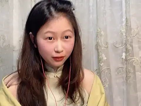 nuannuan35593 online show from 10/25/25, 03:40