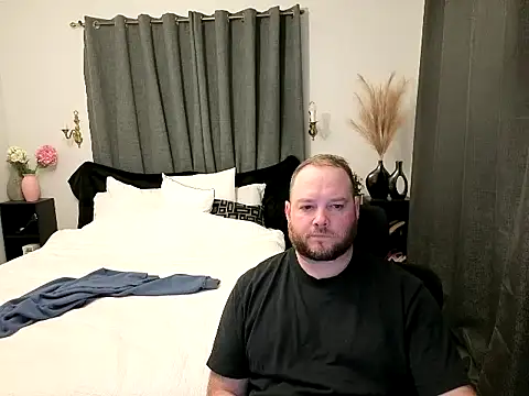 john clarisa online show from 10/29/25, 08:49