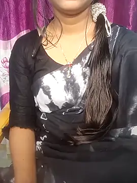 Snapshot of cute_mahi07 chatting on 12/02/25, 07:31 cute mahi07 online show from 12/02/25, 07:31