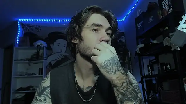 Go V Cs online show from 11/10/25, 04:39