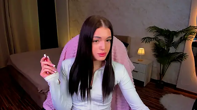 Snapshot of LostinAlaska chatting on 10/26/25, 01:39 LostinAlaska online show from 10/26/25, 01:39