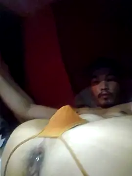 Snapshot of Emmanuel_Santiago604 chatting on 10/25/25, 01:07 Emmanuel Santiago604 online show from 10/25/25, 01:07