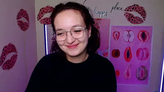 MissAriaa online show from 10/28/25, 07:27