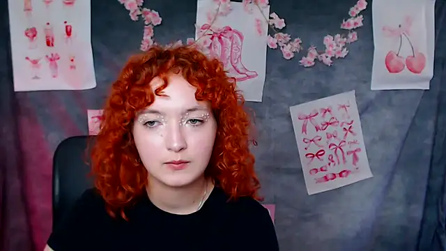 Snapshot of MissAriaa chatting on 06/11/26, 12:14 MissAriaa online show from 06/11/26, 12:14