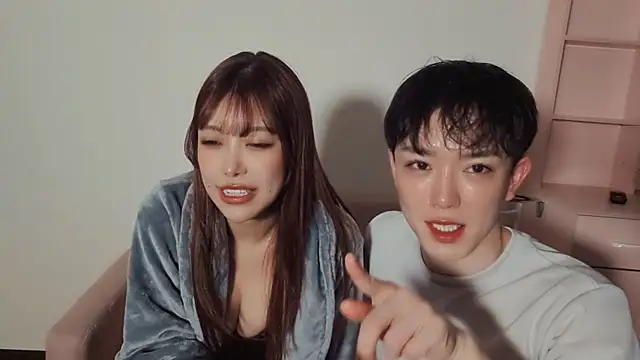 Yuzuha chan online show from 12/18/25, 01:39