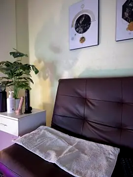 RileyFlame online show from 11/20/25, 03:34