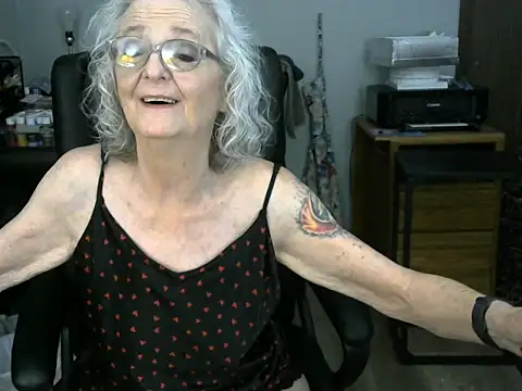 JoleneDelacroix online show from 01/19/26, 04:11