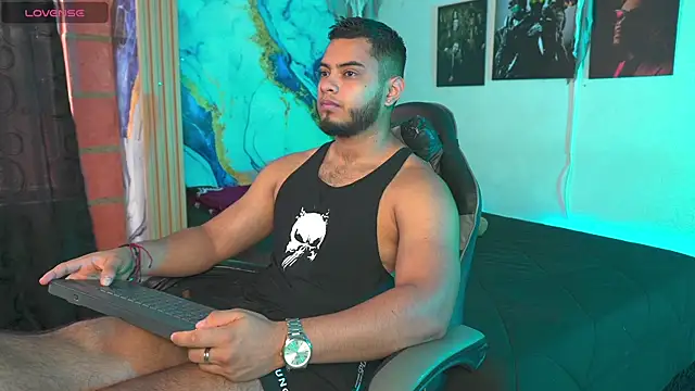 Tiler wolker online show from 11/02/25, 03:47