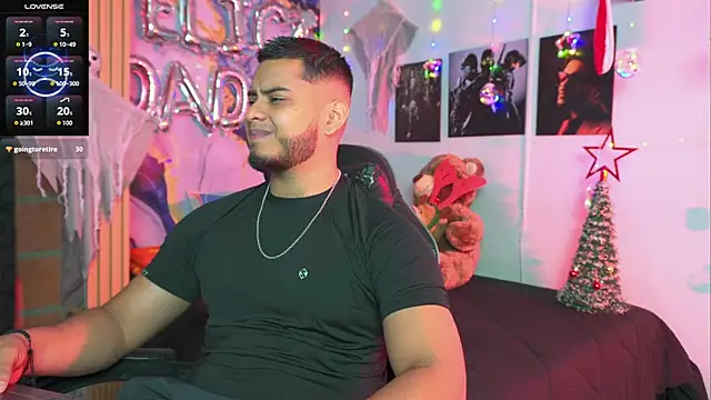 Tiler wolker online show from 12/16/25, 03:44