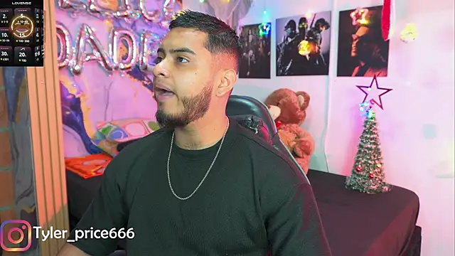 Tiler wolker online show from 12/20/25, 04:41