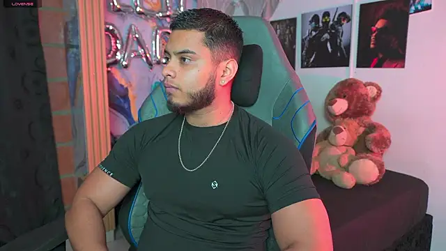 Tiler wolker online show from 03/14/26, 01:23