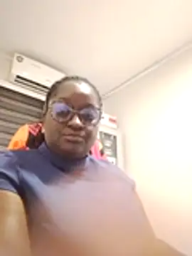 SweetestDIP online show from 11/05/25, 02:39