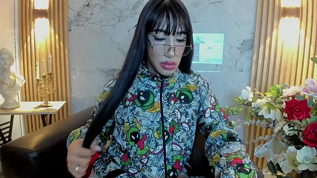 Nayla Monroee online show from 10/29/25, 01:57