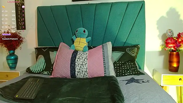 Stefany wish online show from 11/10/25, 02:05