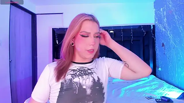 JanneBlossom  online show from 12/14/25, 10:03