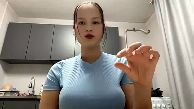 Snapshot of WilmaWeis chatting on 10/27/25, 02:10 WilmaWeis online show from 10/27/25, 02:10