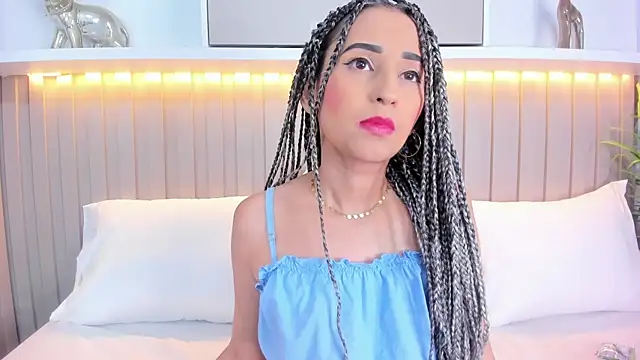 violett rabbit  online show from 11/07/25, 09:04